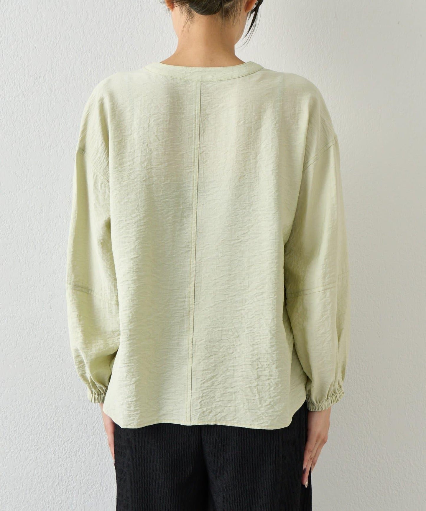 肩部褶皺設計 襯衫 SH款