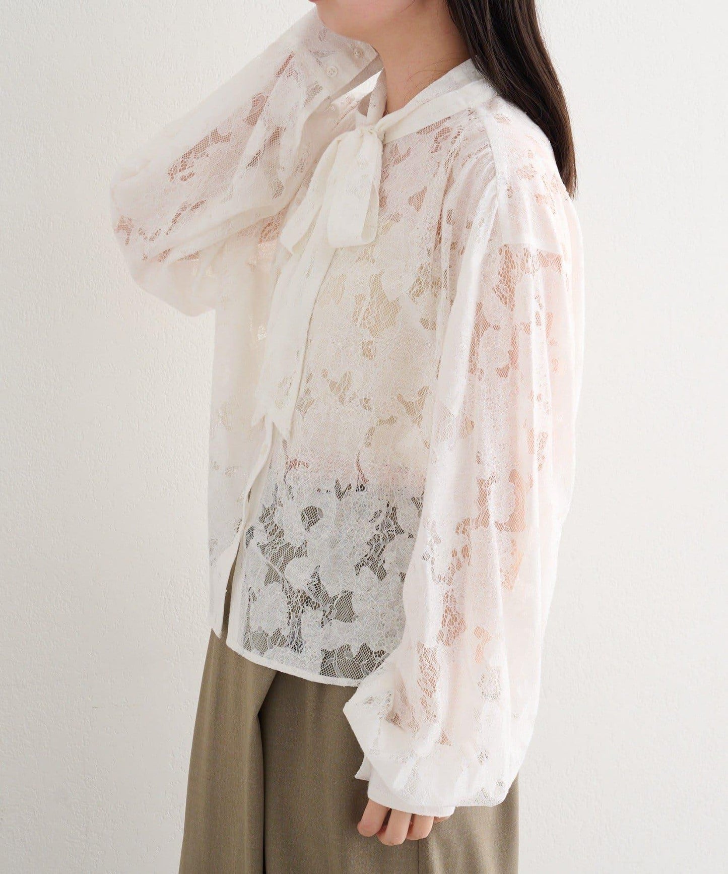 蕾絲蝴蝶結設計襯衫 B款