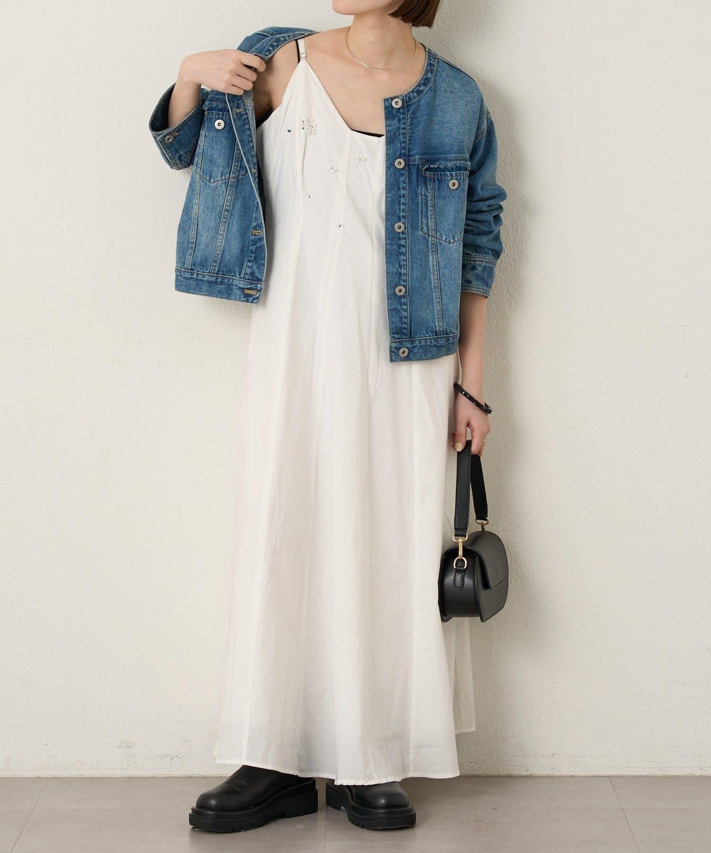 寶石裝飾吊帶連衣裙