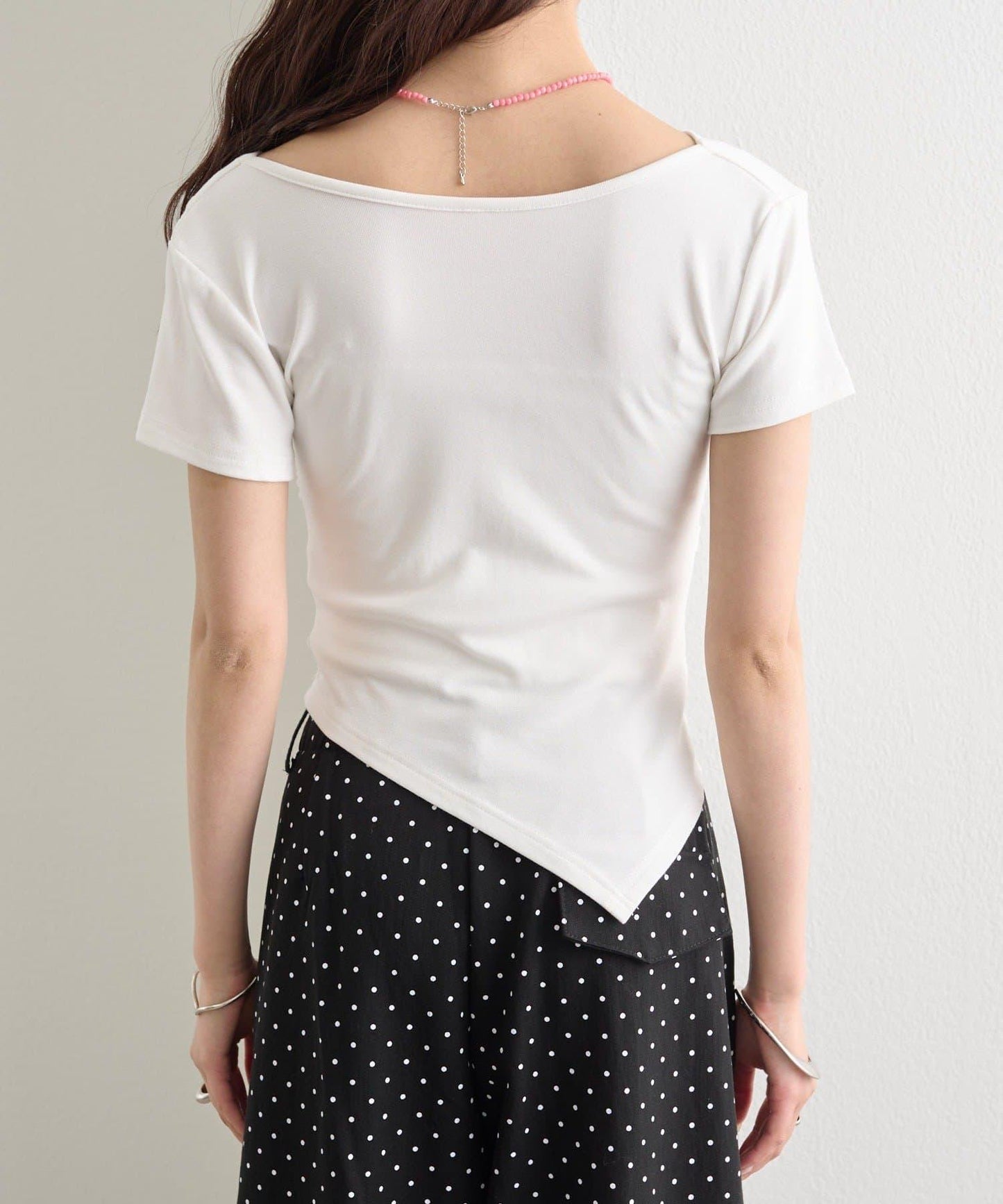 側褶扭結設計 彈力面料 T恤