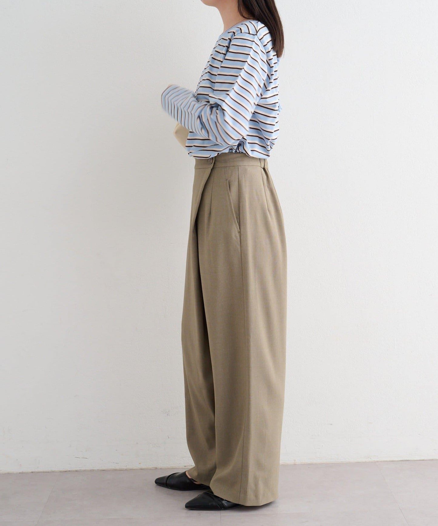 B 尚佈雷面料 裹身設計 西褲