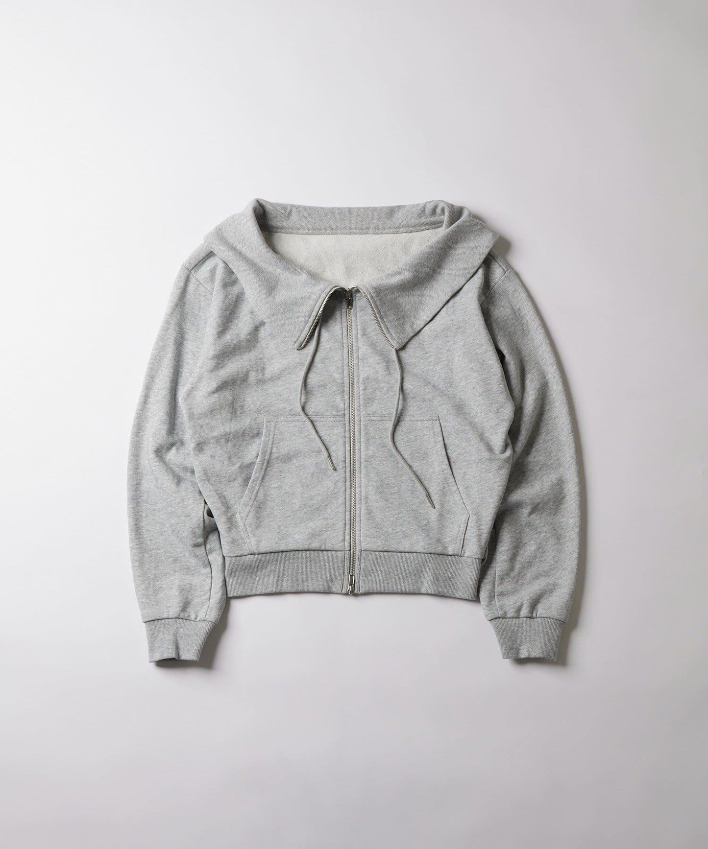 大翻領拉鍊露肩上衣