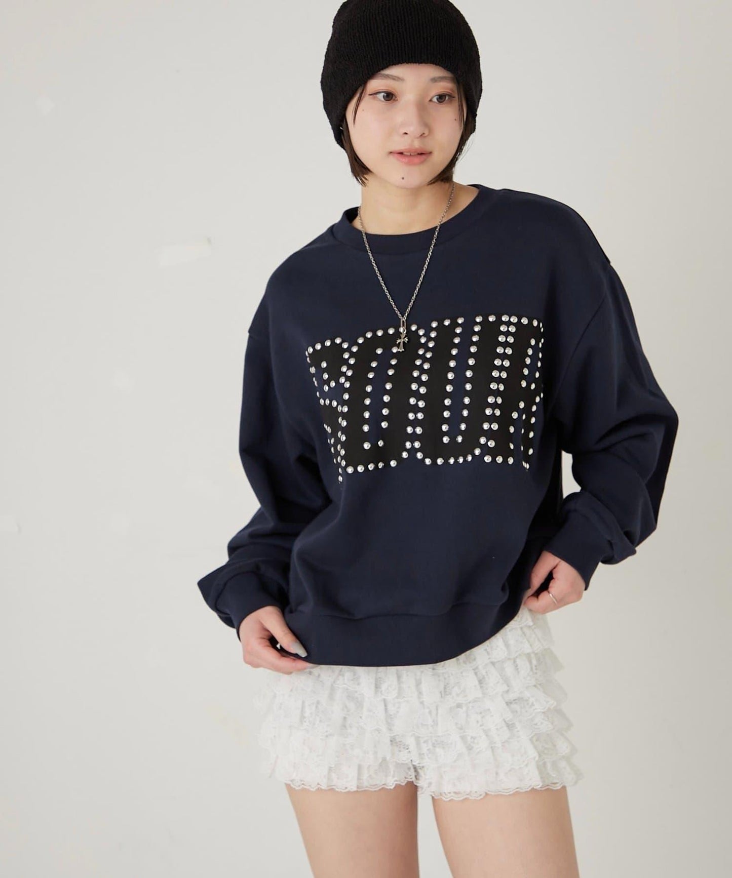 Sourcream SOUR鉚釘圓領衛衣