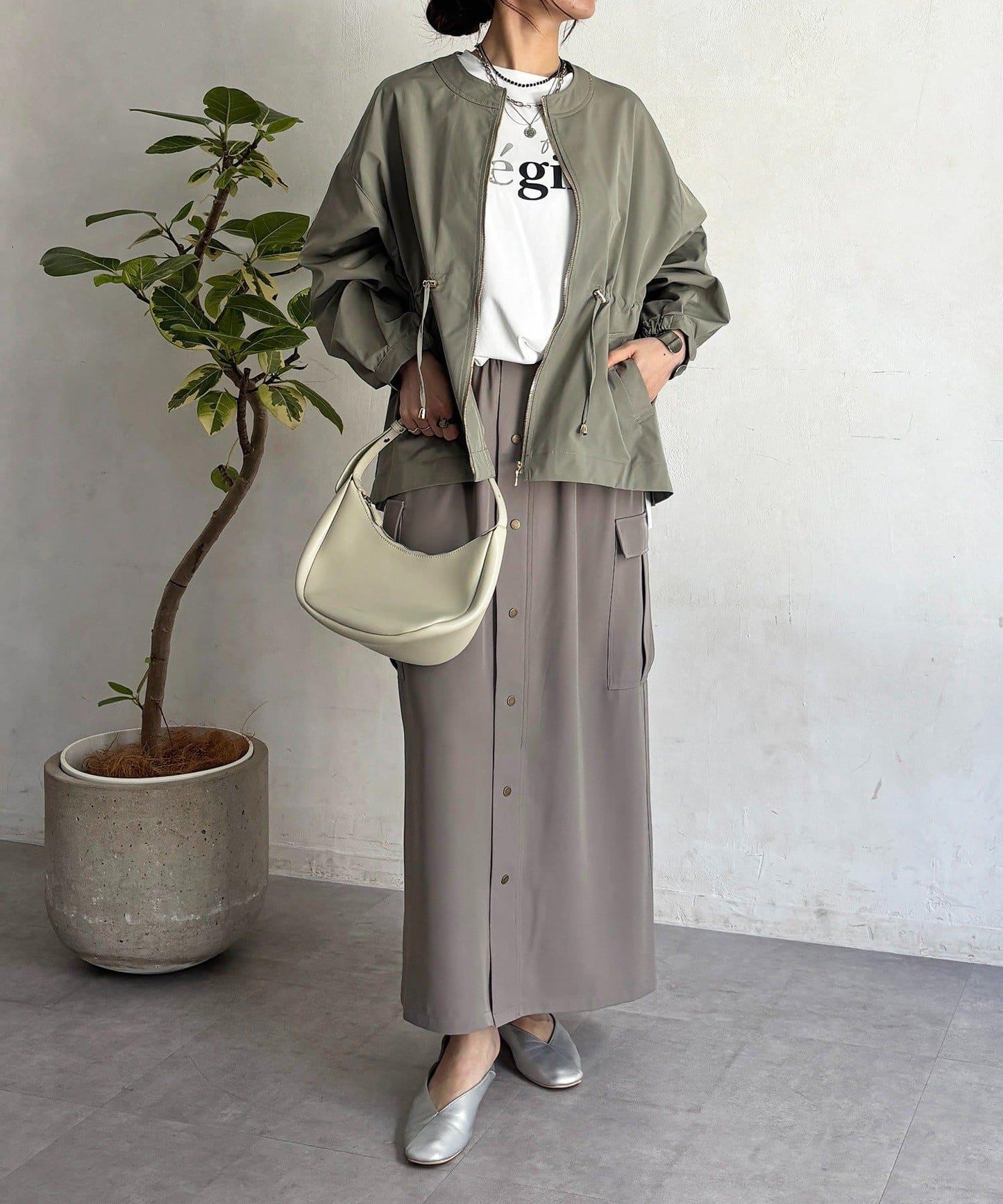 前扣窄身設計半身裙