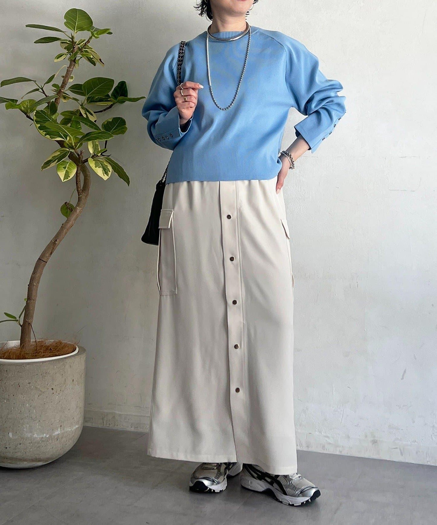 前扣窄身設計半身裙