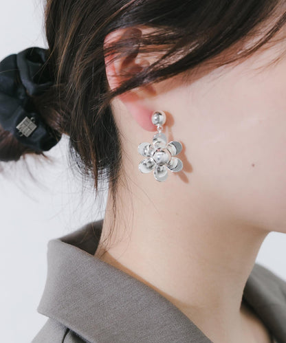 金屬花朵耳環
