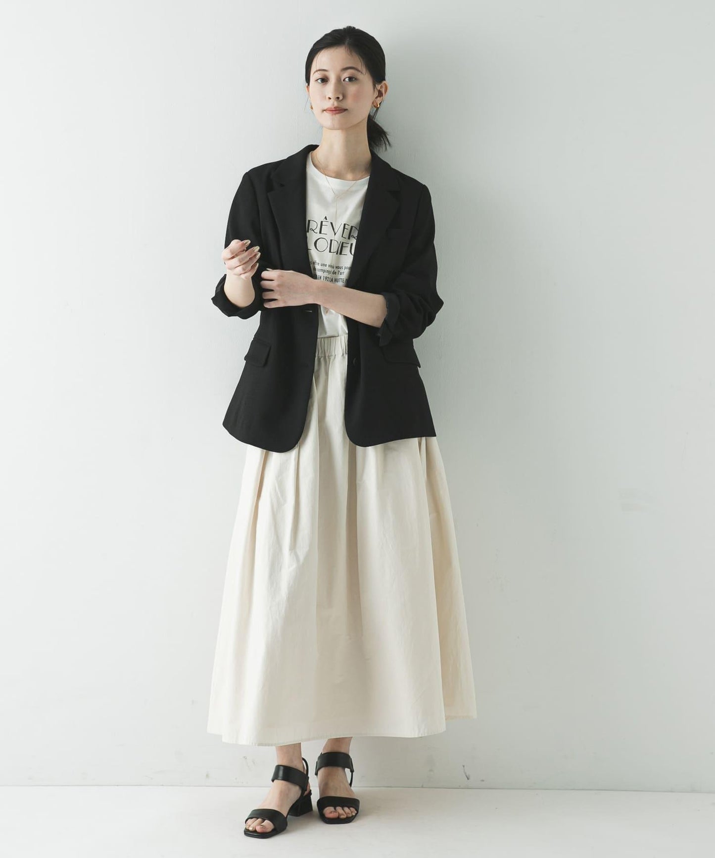 亞麻感西裝領短款夾克