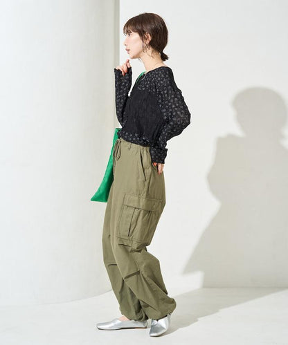 小花印花拼接蕾絲上衣