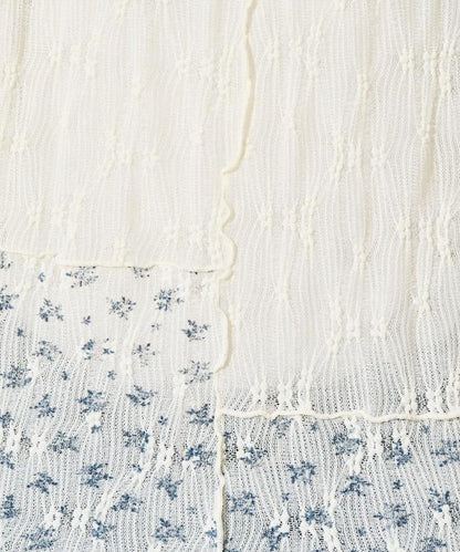 小花印花拼接蕾絲上衣