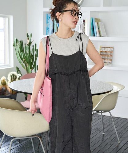 皺感蓬鬆荷葉邊連體褲