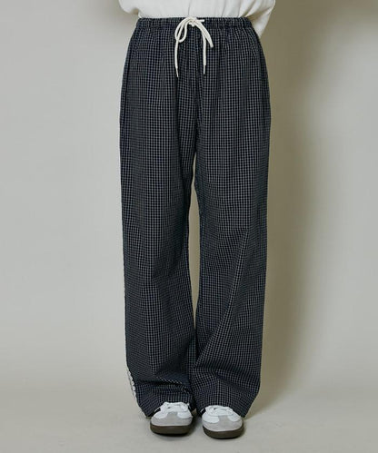 蕾絲線條設計 休閒褲