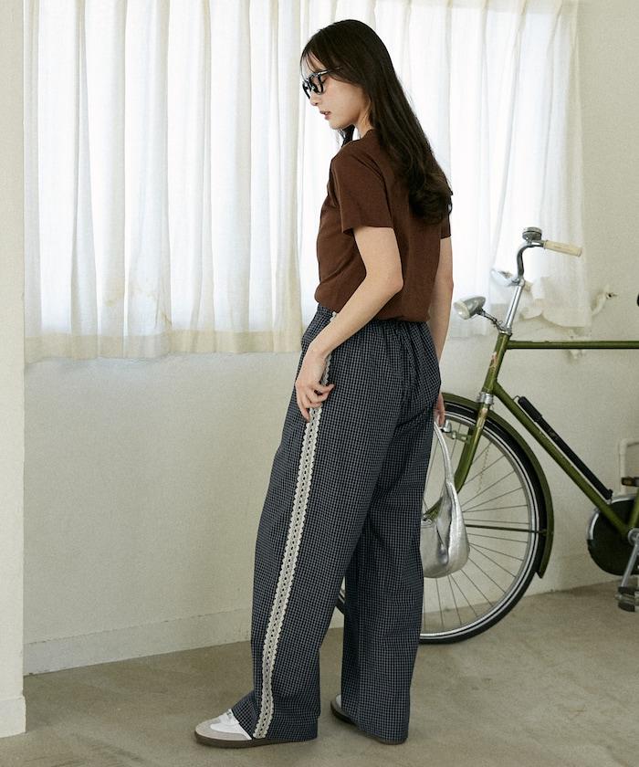 蕾絲線條設計 休閒褲