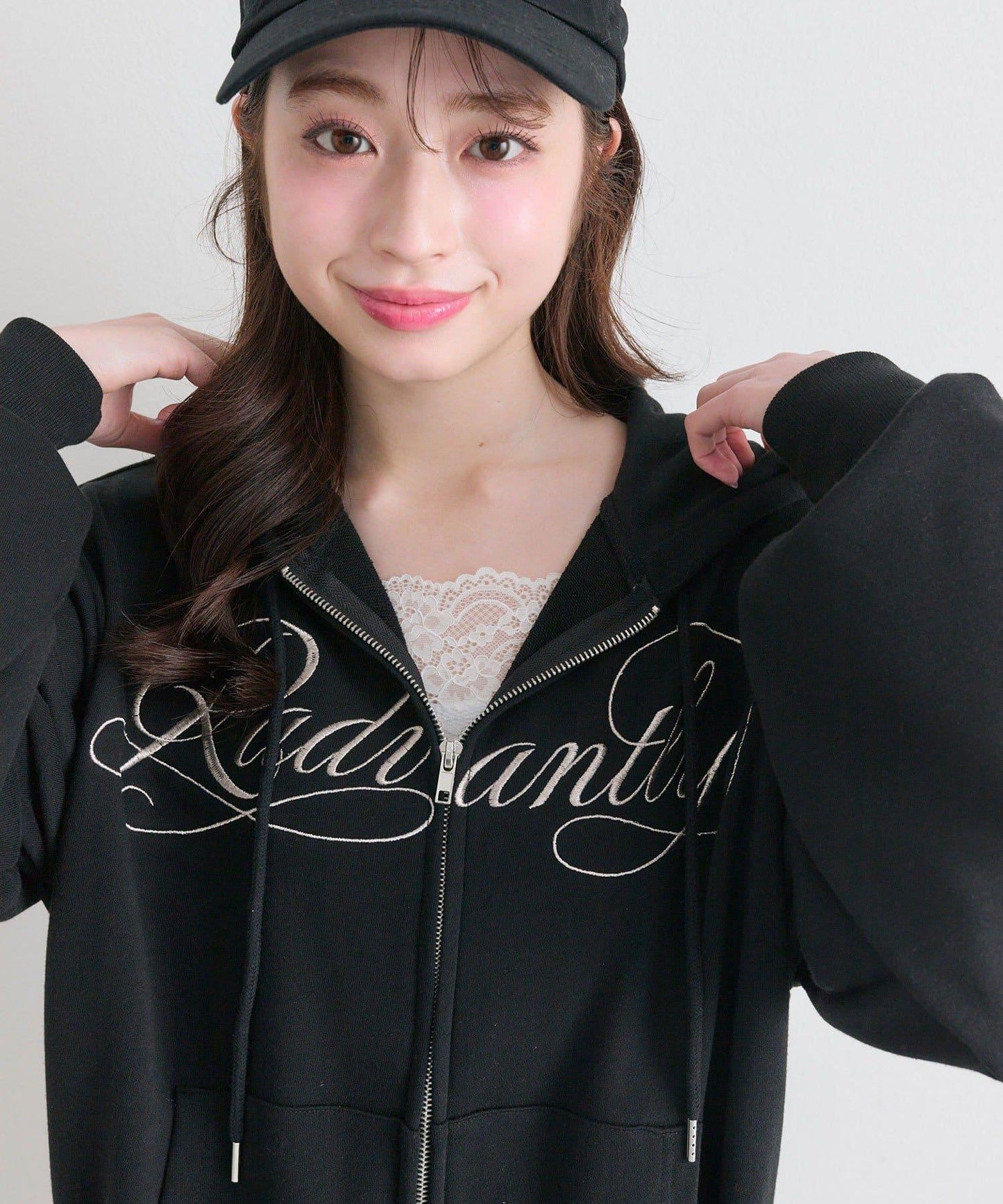 下襬荷葉邊 拉鍊設計 連帽外套