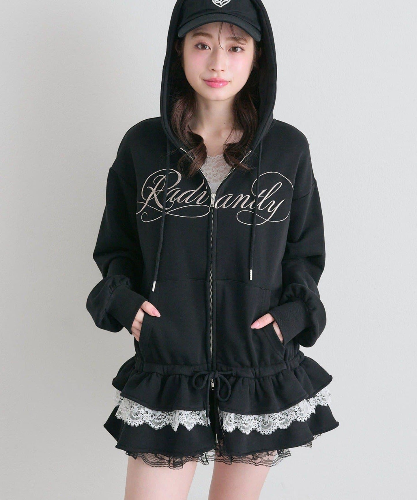 下襬荷葉邊 拉鍊設計 連帽外套