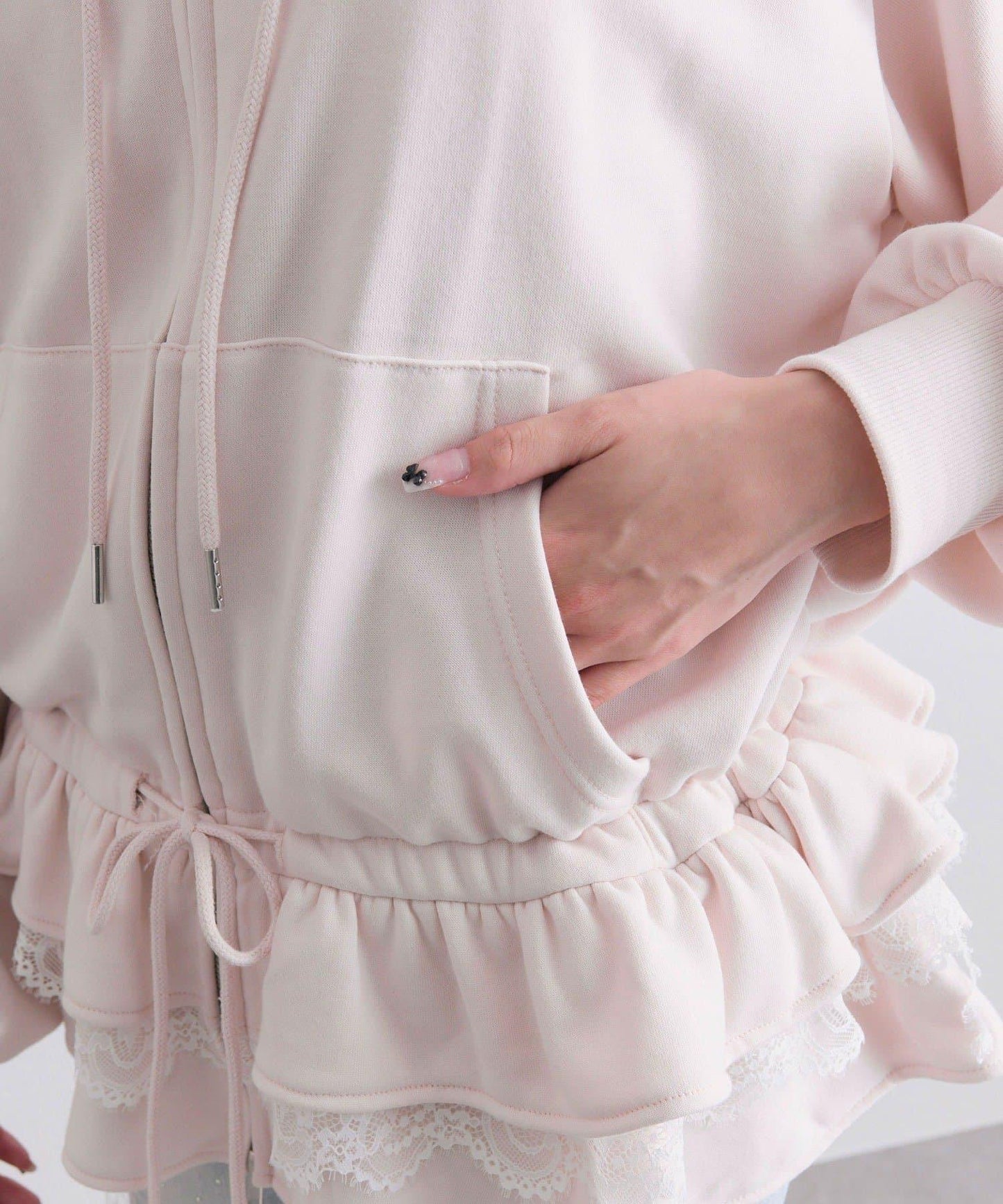 下襬荷葉邊 拉鍊設計 連帽外套