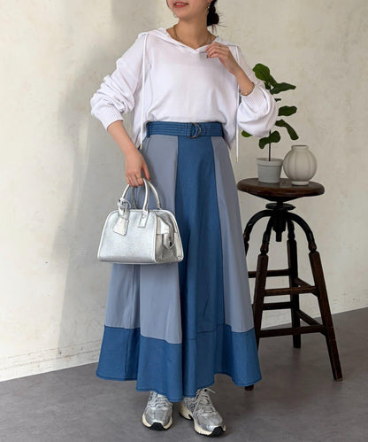 牛仔拼接喇叭半身裙