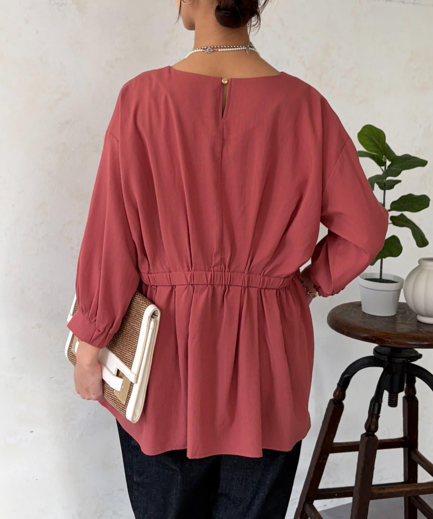 褶襉荷葉擺設計 長款上衣