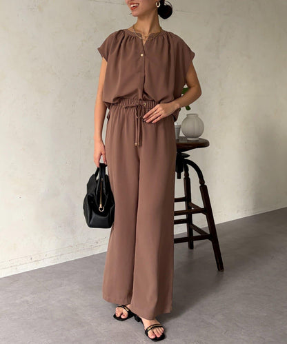 開領襯衫×休閒褲套裝