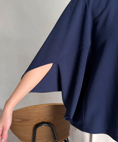 梨地面料闊袖套頭上衣