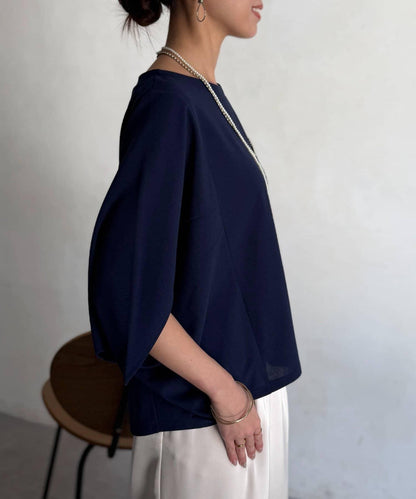 梨地面料闊袖套頭上衣