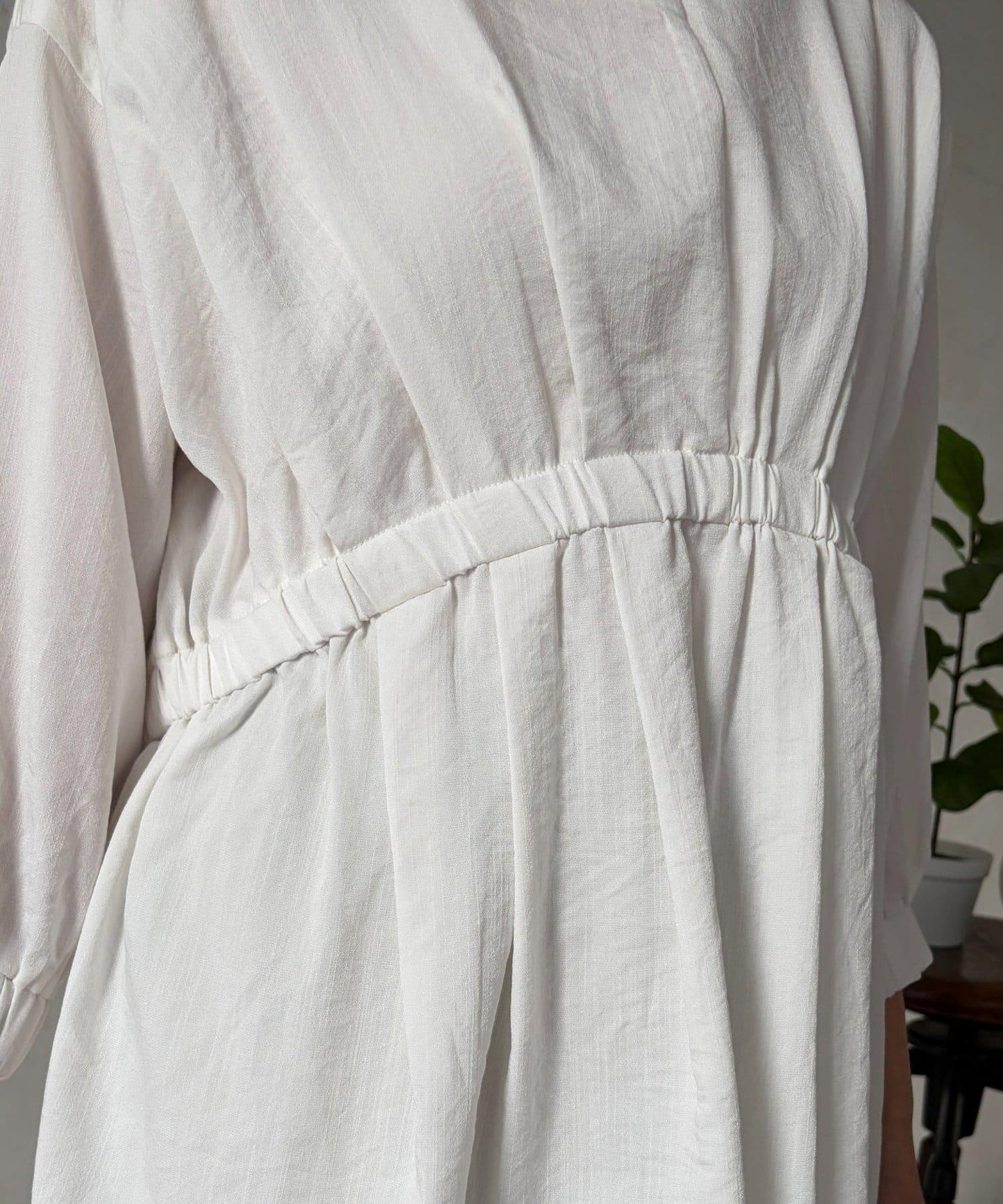 褶襉荷葉擺設計 長款上衣