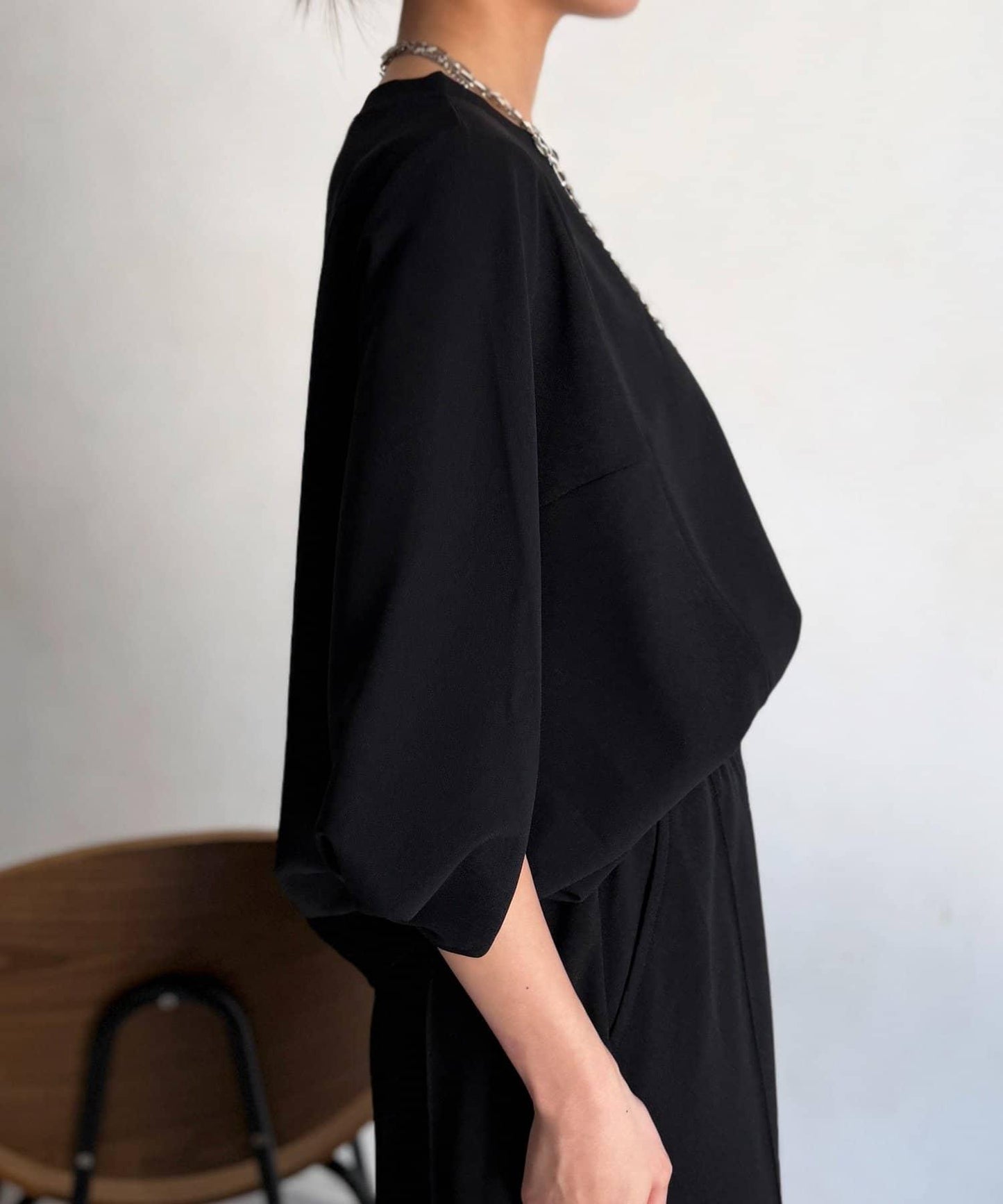 梨地面料闊袖套頭上衣