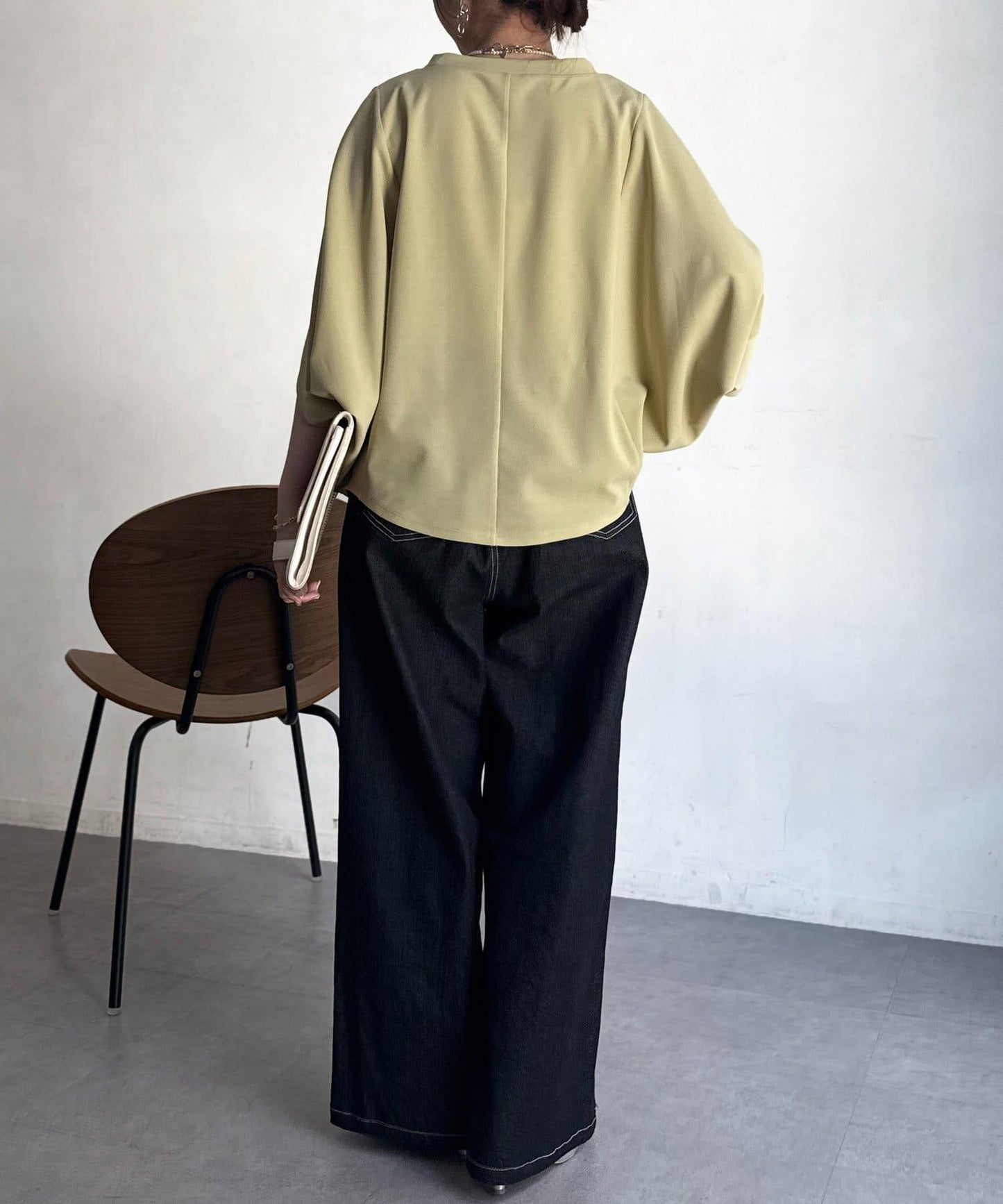 梨地面料闊袖套頭上衣