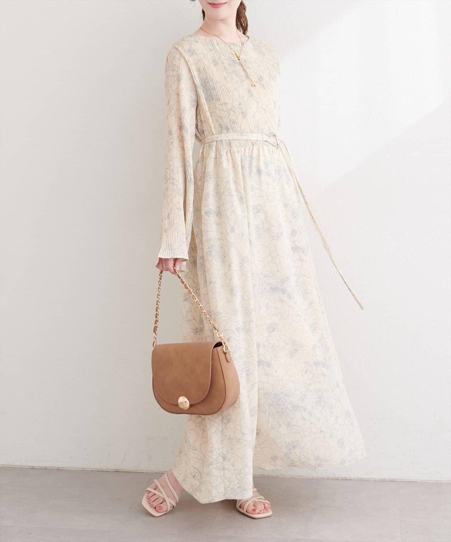 腰帶設計 百褶連衣裙