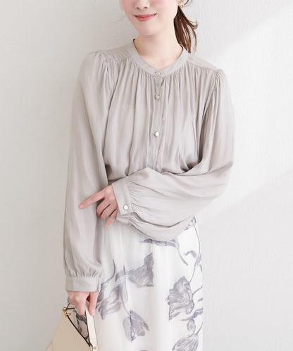 啞光扣垂墜緞面襯衫