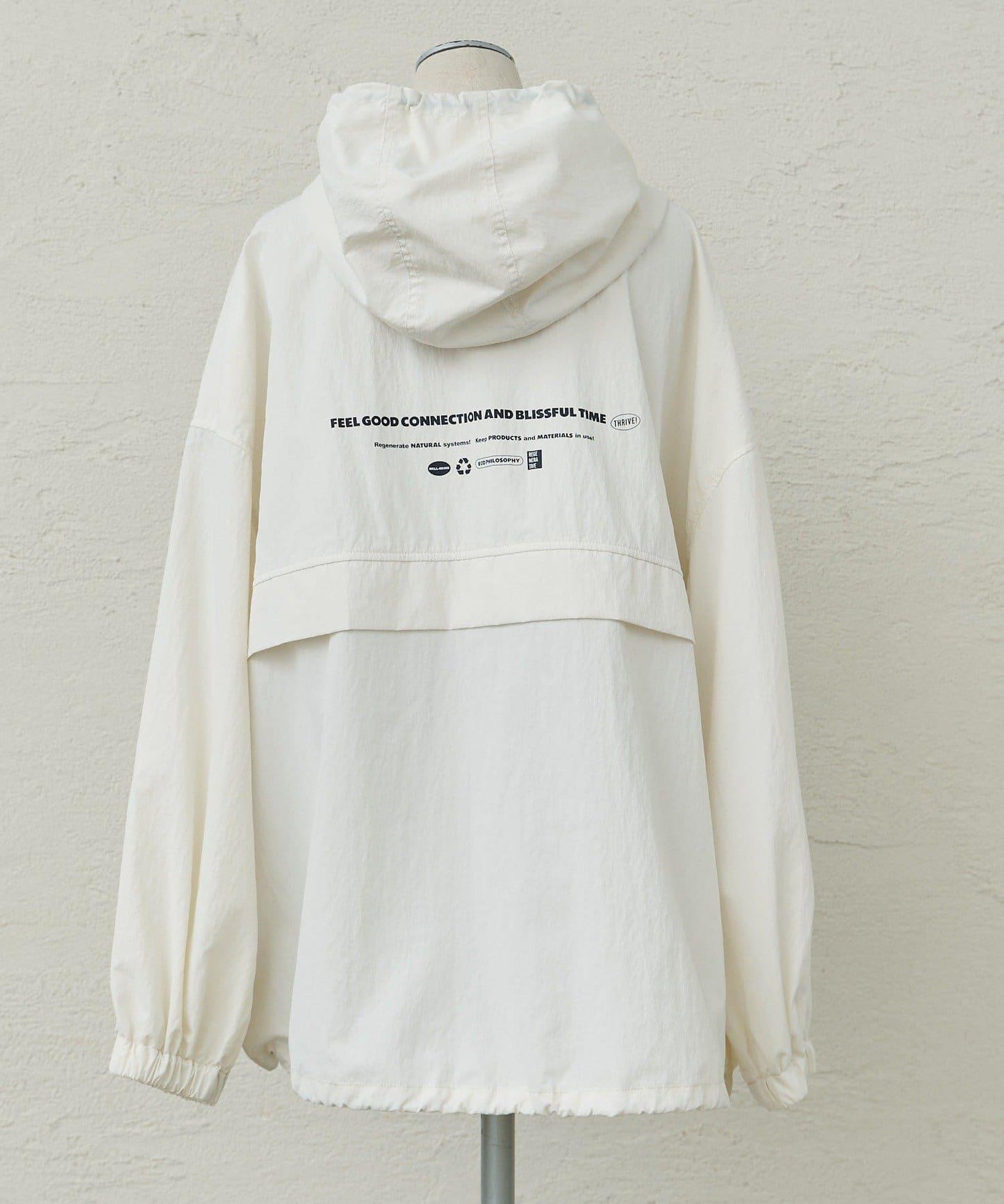 防潑水再生尼龍套頭風衣外套