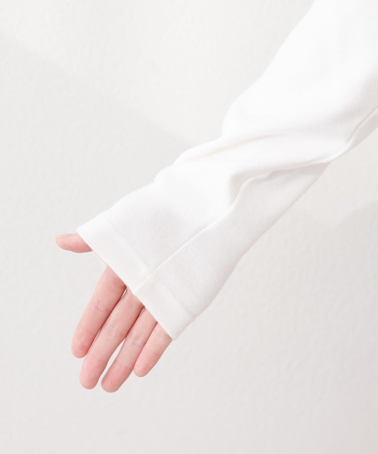 順滑天竺垂墜感套頭上衣