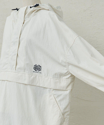 防潑水再生尼龍套頭風衣外套