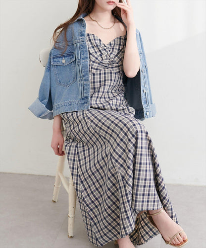 前褶格紋連衣裙