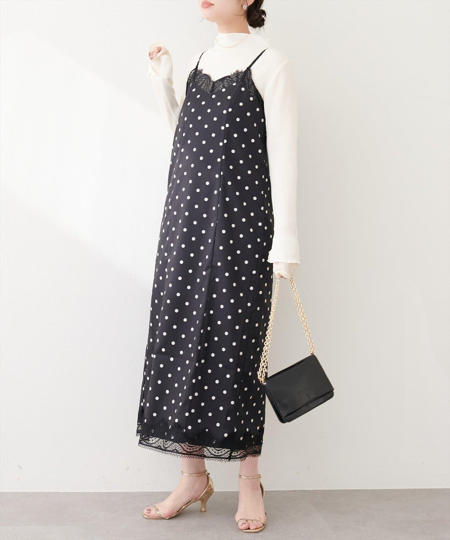 蕾絲拼接 吊帶連衣裙