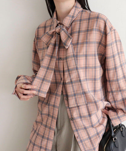 格紋大蝴蝶結襯衫