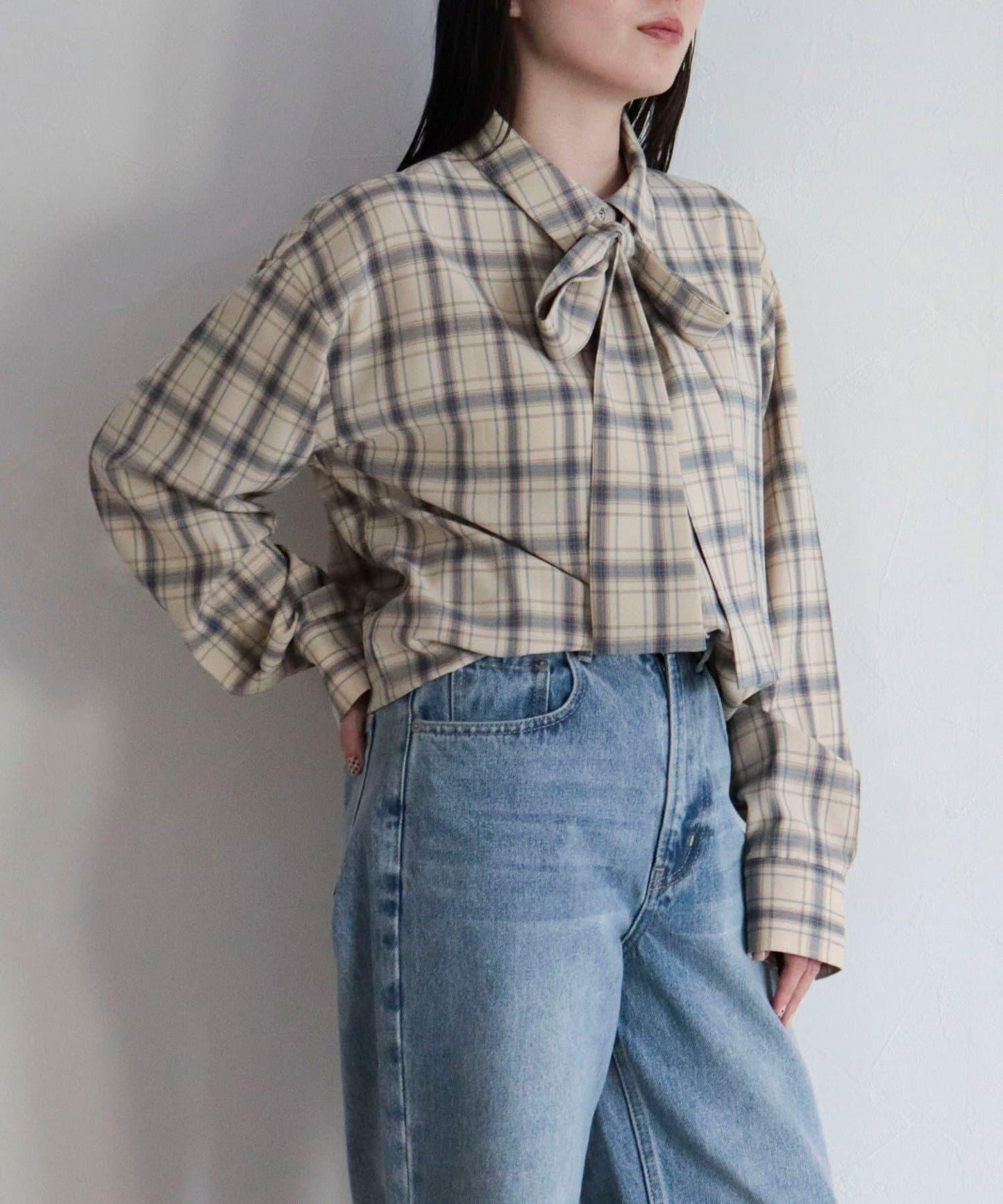 格紋大蝴蝶結襯衫