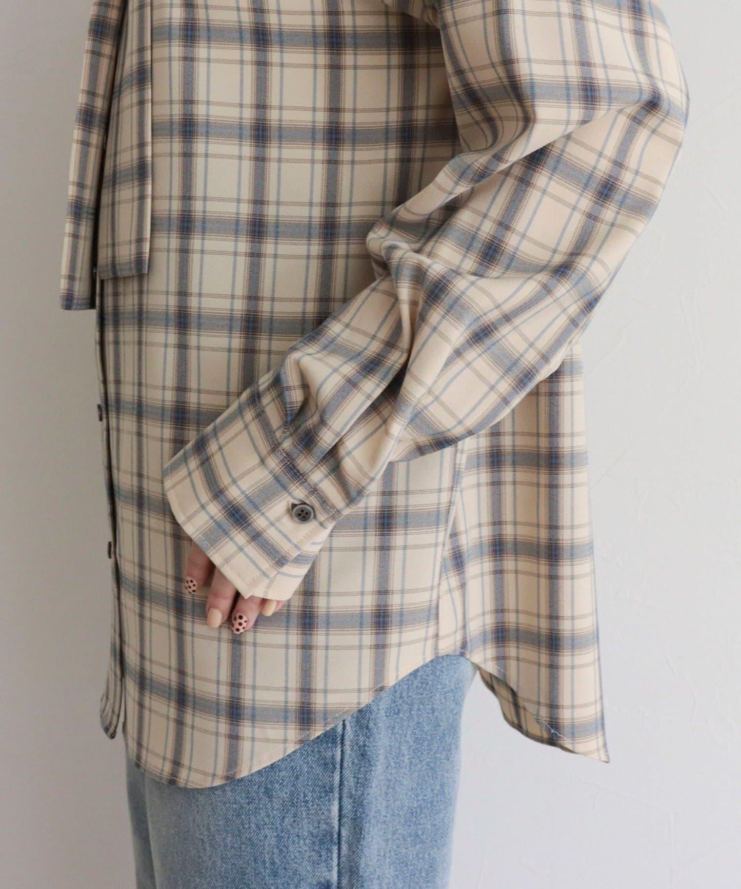 格紋大蝴蝶結襯衫