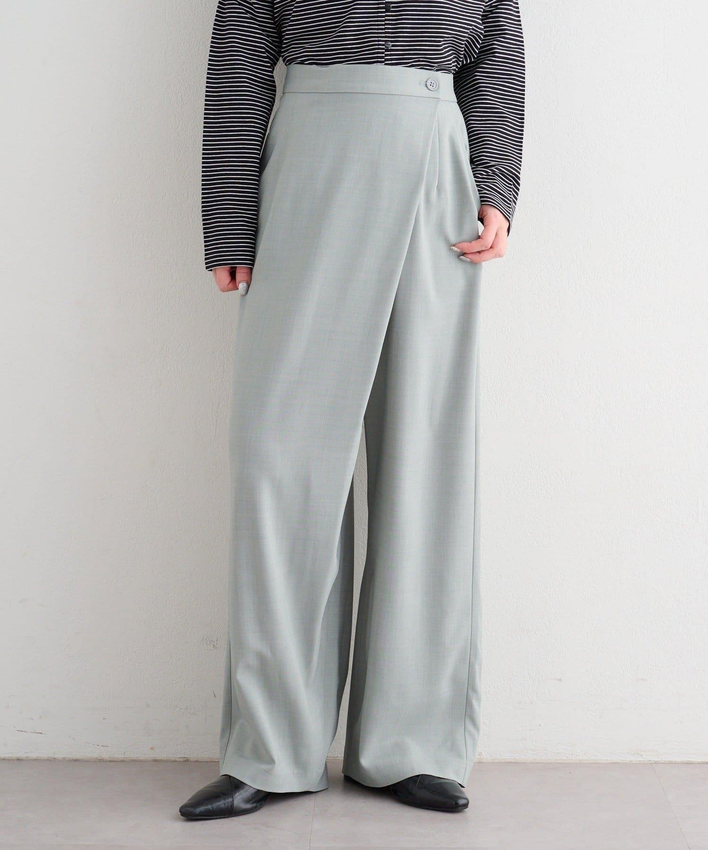 B 尚佈雷面料 裹身設計 西褲