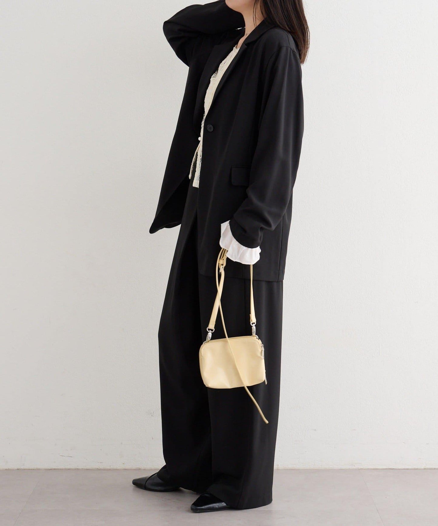 可成套搭配 S/M尺碼 B款 袖口荷葉邊外套