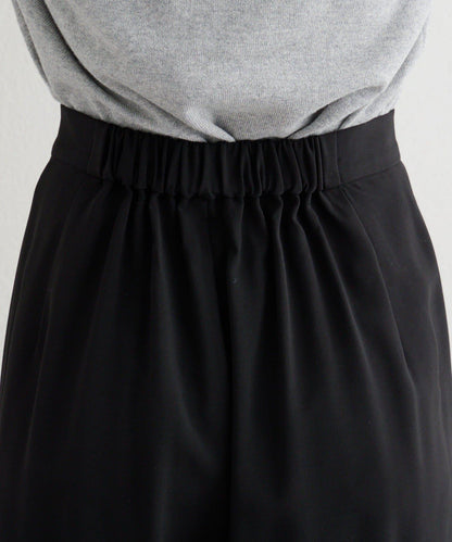 B 尚佈雷面料 裹身設計 西褲