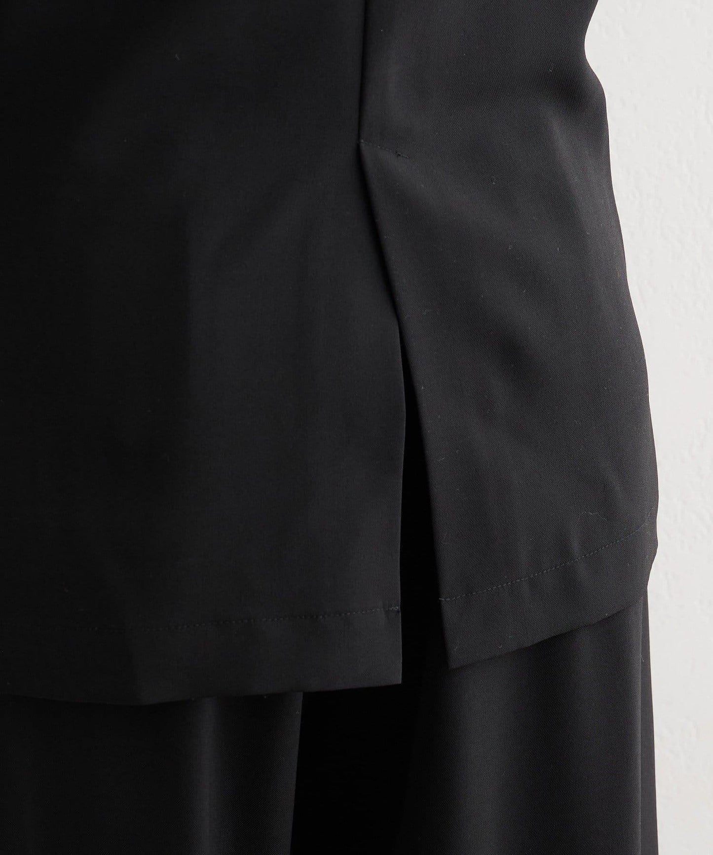 可成套搭配 S/M尺碼 B款 袖口荷葉邊外套