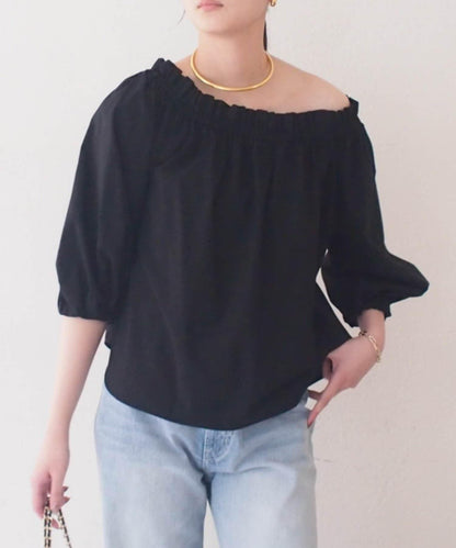 露肩襯衫