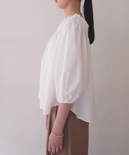 露肩襯衫