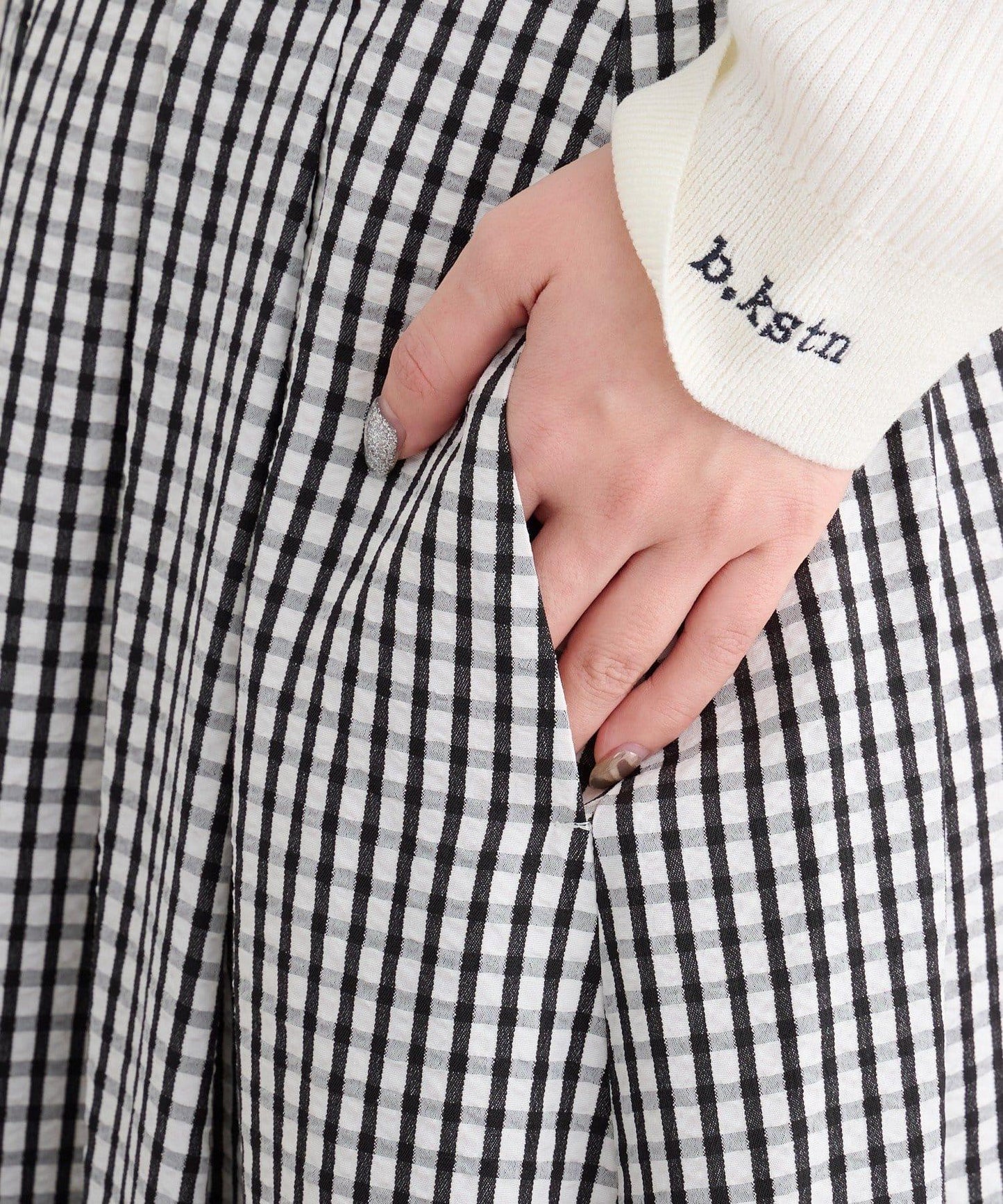 格紋與純色打褶傘擺半身裙 B款