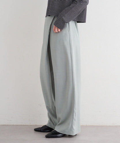 B 尚佈雷面料 裹身設計 西褲