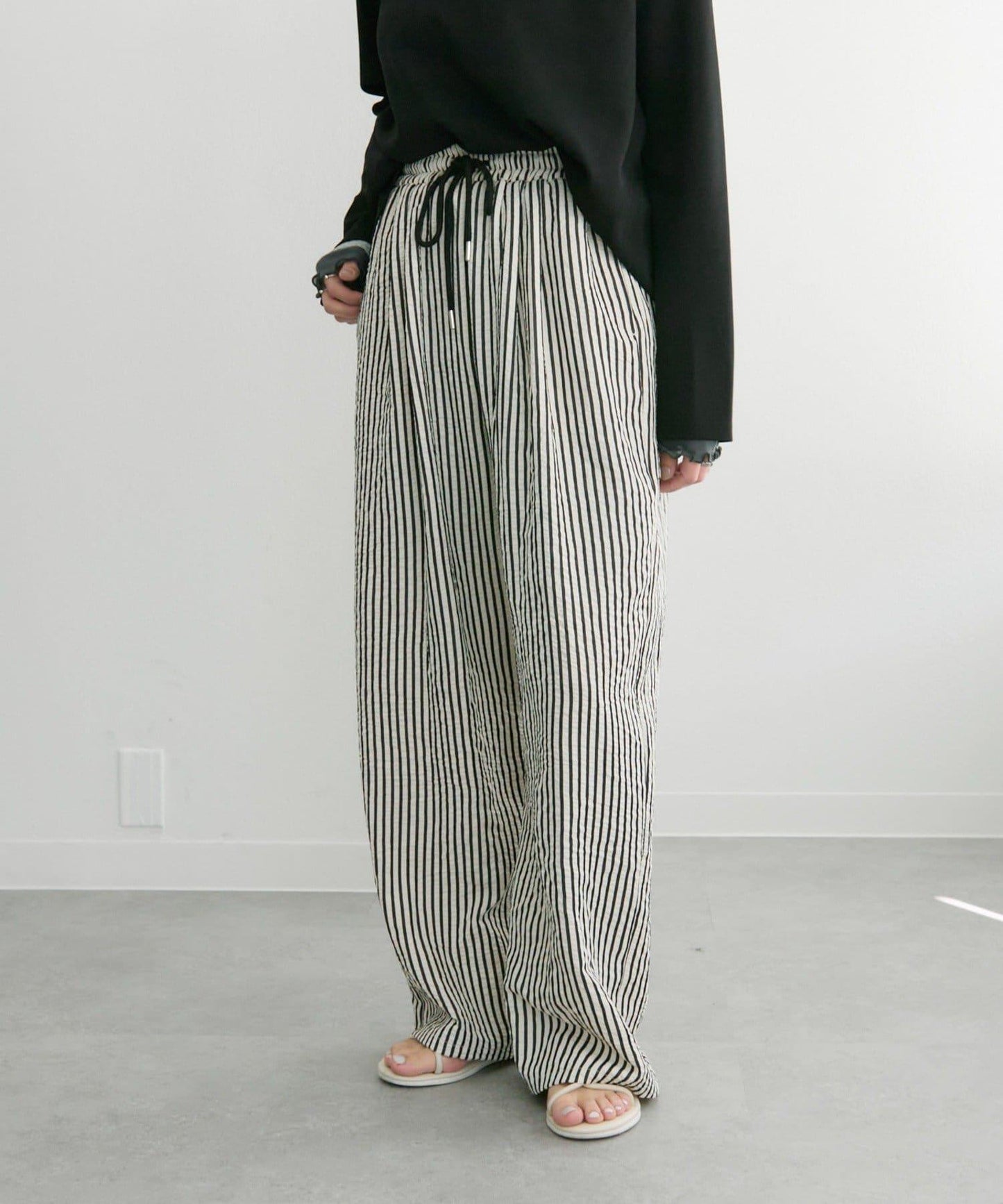 SUM1 STYLE 不易起皺 含網絡限定色 抽繩褲