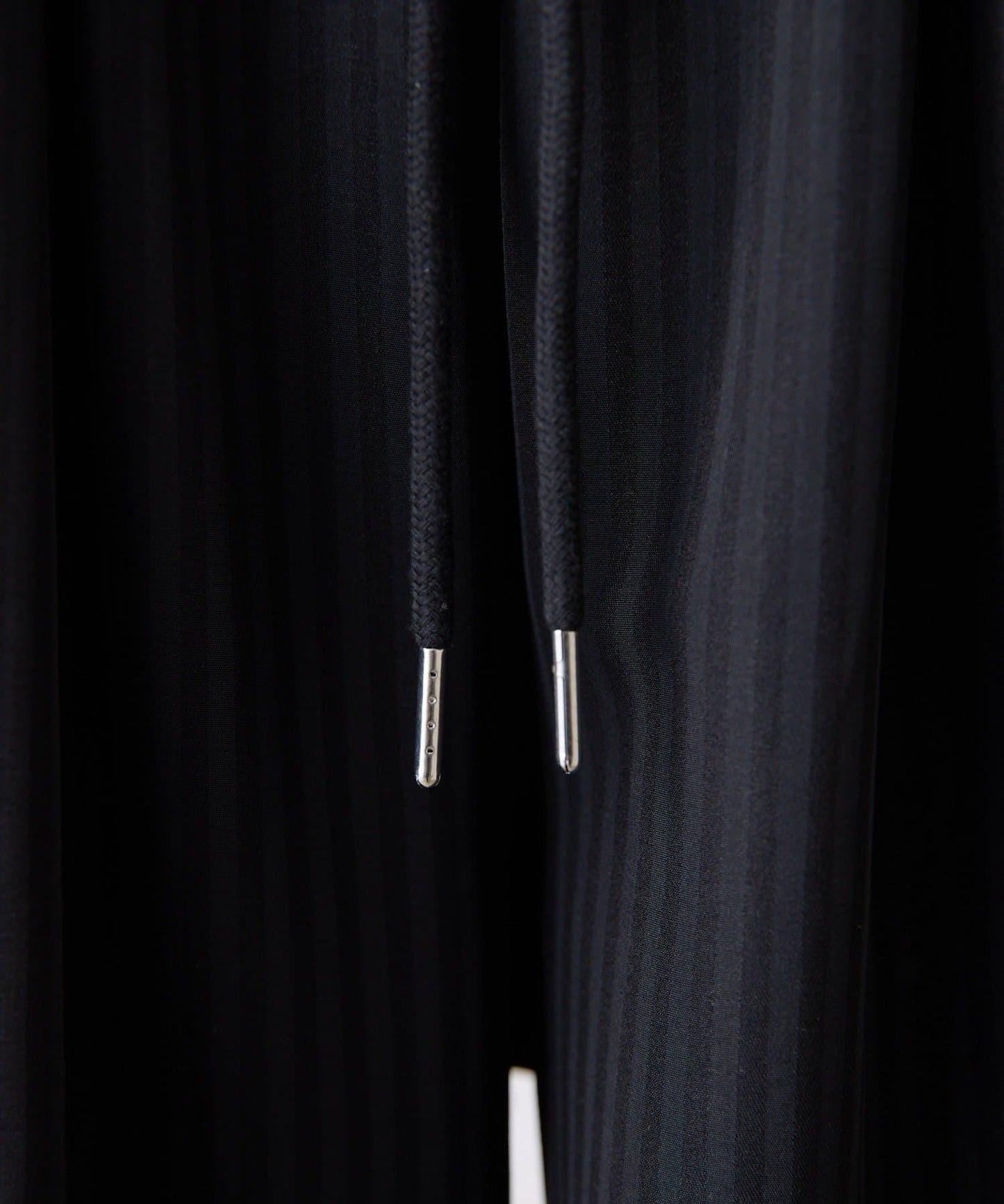 SUM1 STYLE 不易起皺 含網絡限定色 抽繩褲