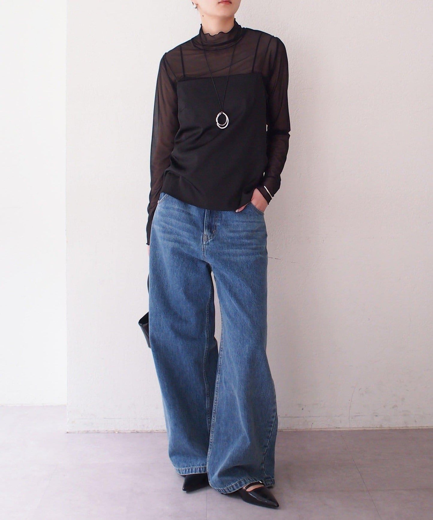 Atelier N5/アトリエヌメロサンク 緞面吊帶背心