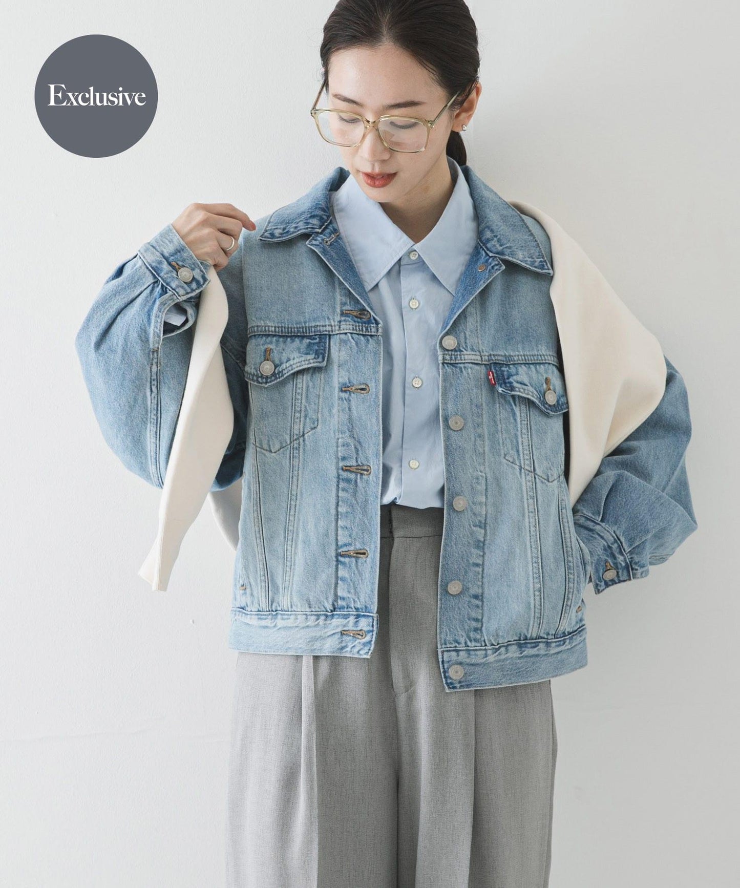 LEVI’S EXCLUSIVE 90S TRUCKER