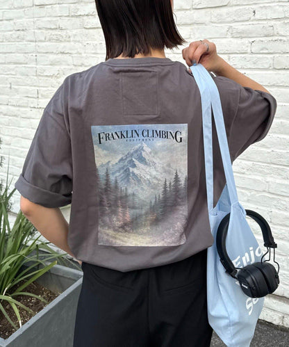 Franklin Climbing 復古圖案 T恤